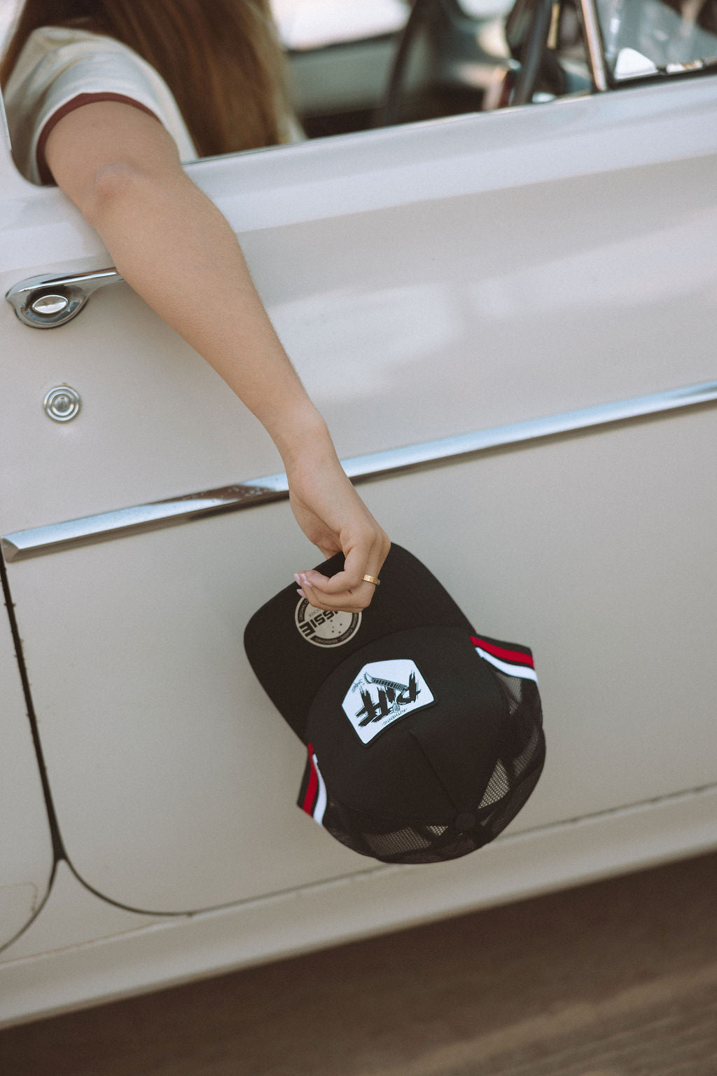 Riff Trucker Cap - Stripe Edition